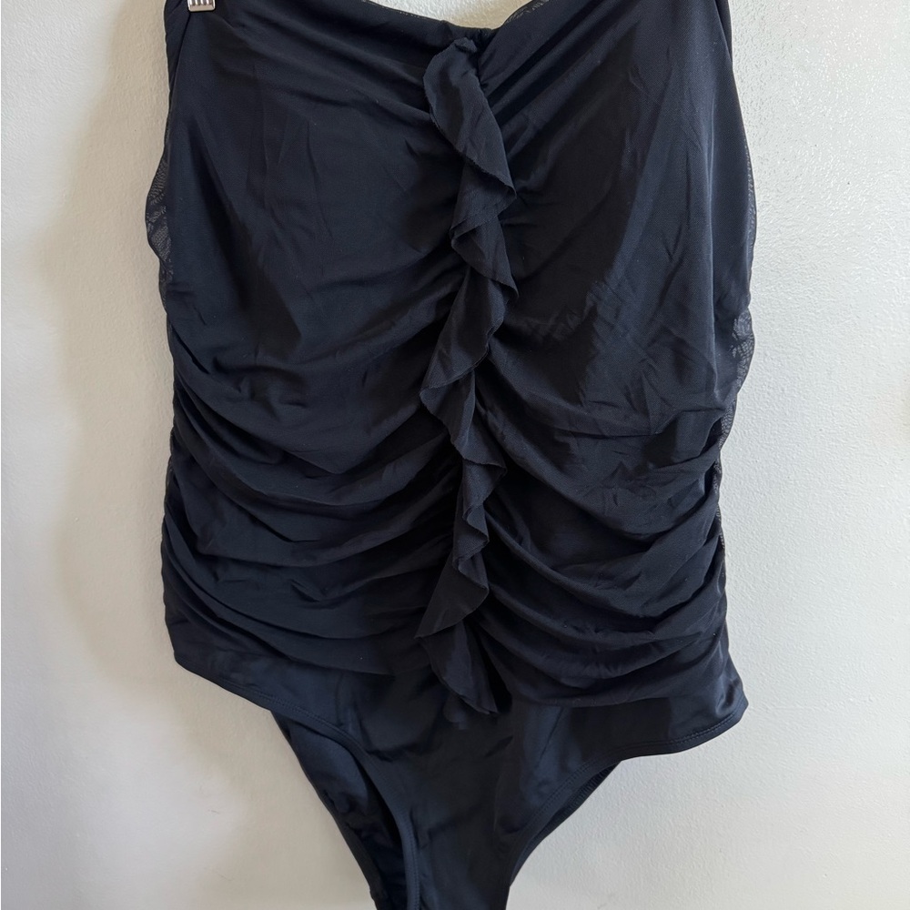Black Women's one piece swimsuit by Tropical Escape plus size 18w new with tag